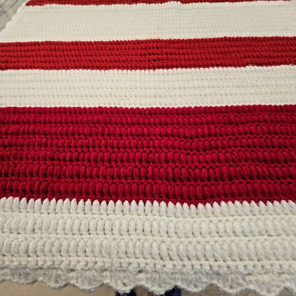 Handmade Crochet Blanket Throw Red White Striped Scallop Edge Soft Acrylic 32x48 - Picture 3 of 16